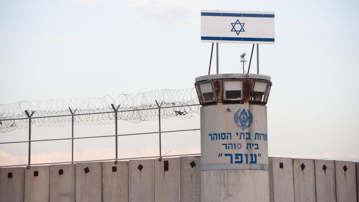 V přeplněných izraelských věznicích dochází místo, varuje vězeňská služba